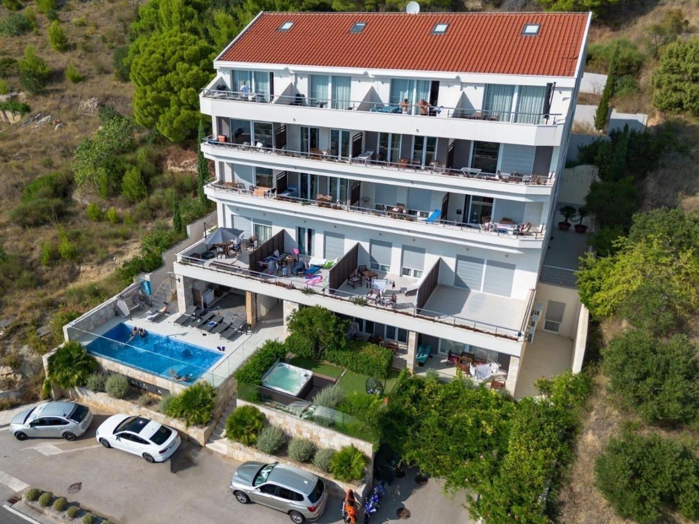 Villa Jolara With Heated Pool Міміце Екстер'єр фото